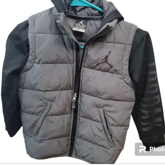 Nike Jackets Coats Nike Air Jordan Thermafit Youth Boys